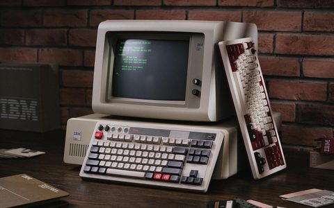 Retro Desktop Wallpaper